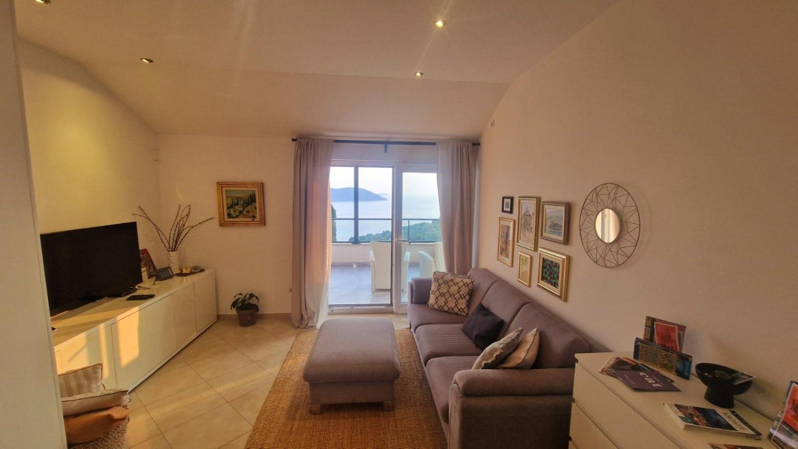 Apartment Mara Orasac Esterno foto